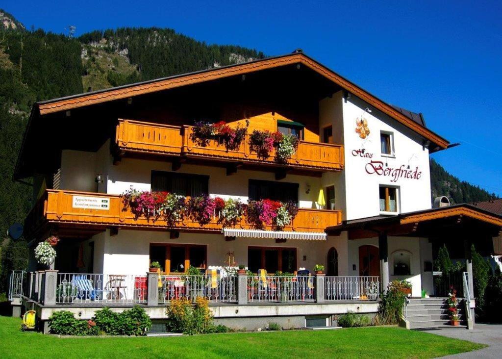 Haus Bergfriede Otel Mayrhofen Dış mekan fotoğraf