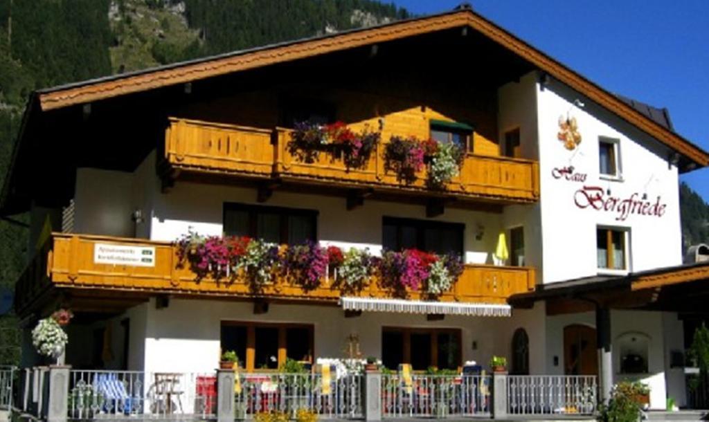 Haus Bergfriede Otel Mayrhofen Dış mekan fotoğraf